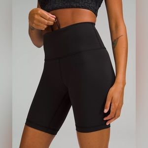 Lululemon Wunder Train High-Rise Short 8"